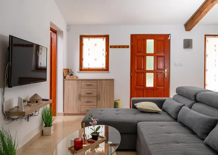 Martinetinka Villa *